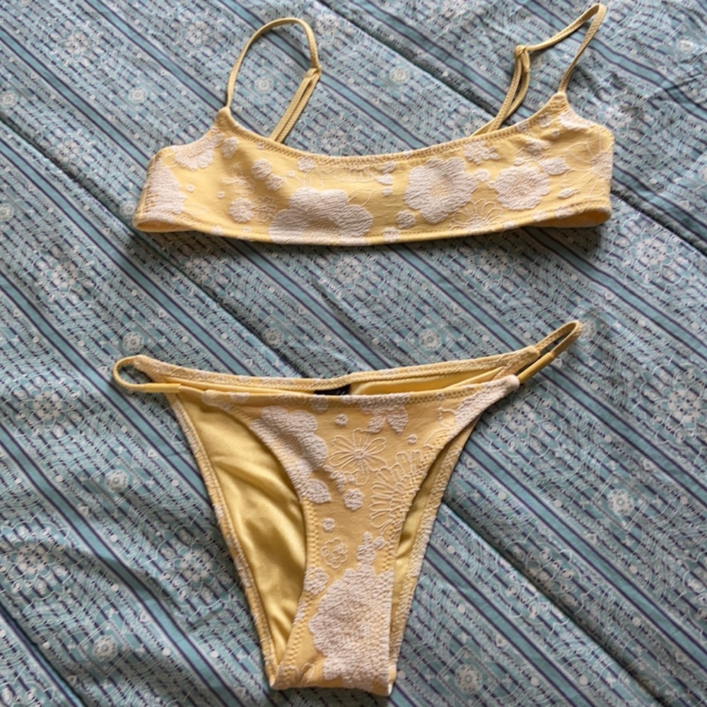 Barely worn triangl bathing suit